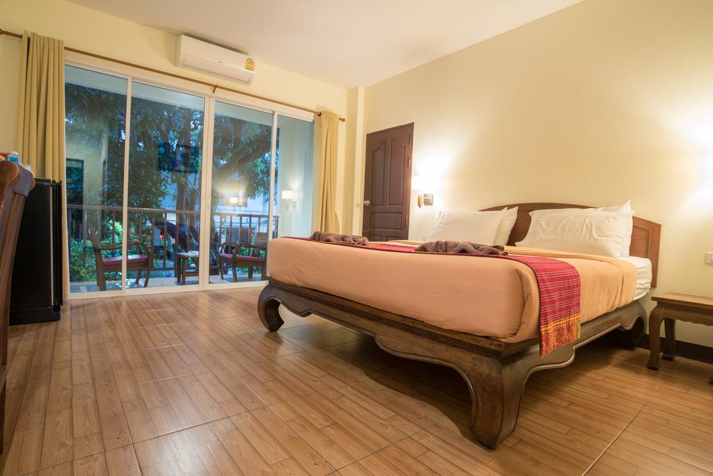 Riverside House Hotel Csiangmaj Kültér fotó