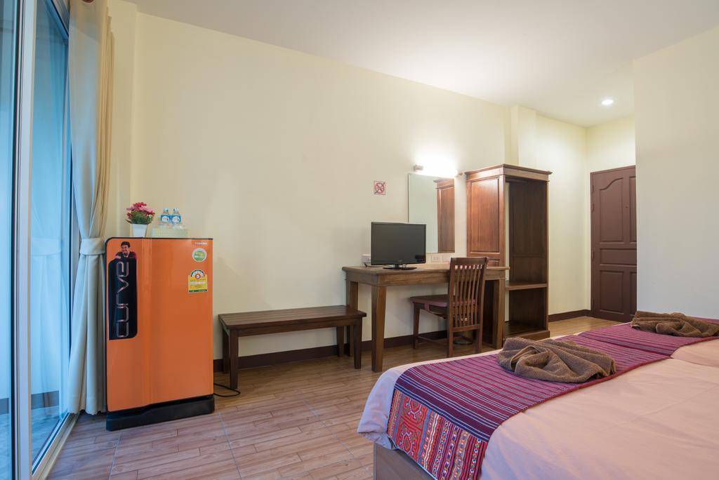 Riverside House Hotel Csiangmaj Kültér fotó