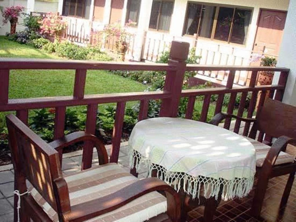 Riverside House Hotel Csiangmaj Kültér fotó