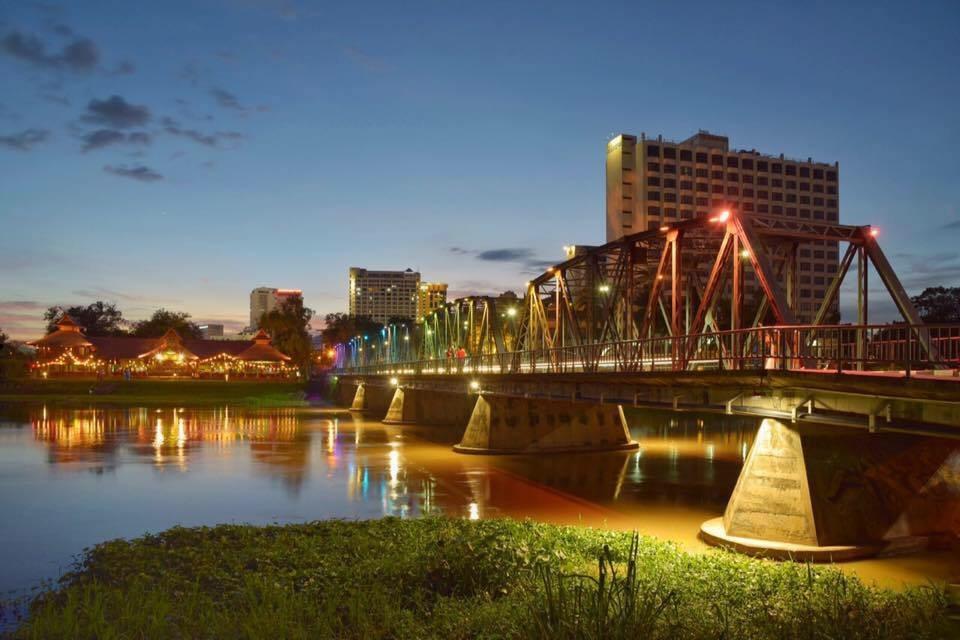 Riverside House Hotel Csiangmaj Kültér fotó
